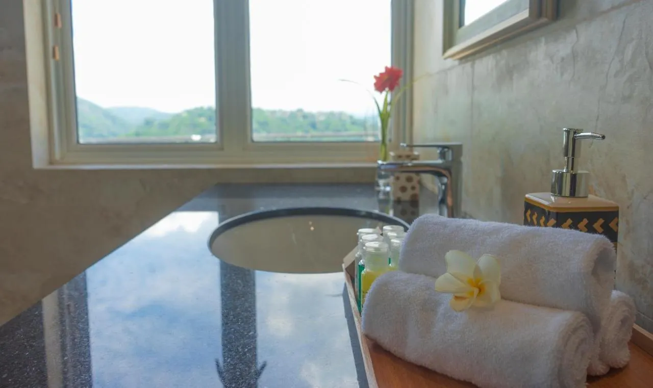 Amandara Hills Kandy