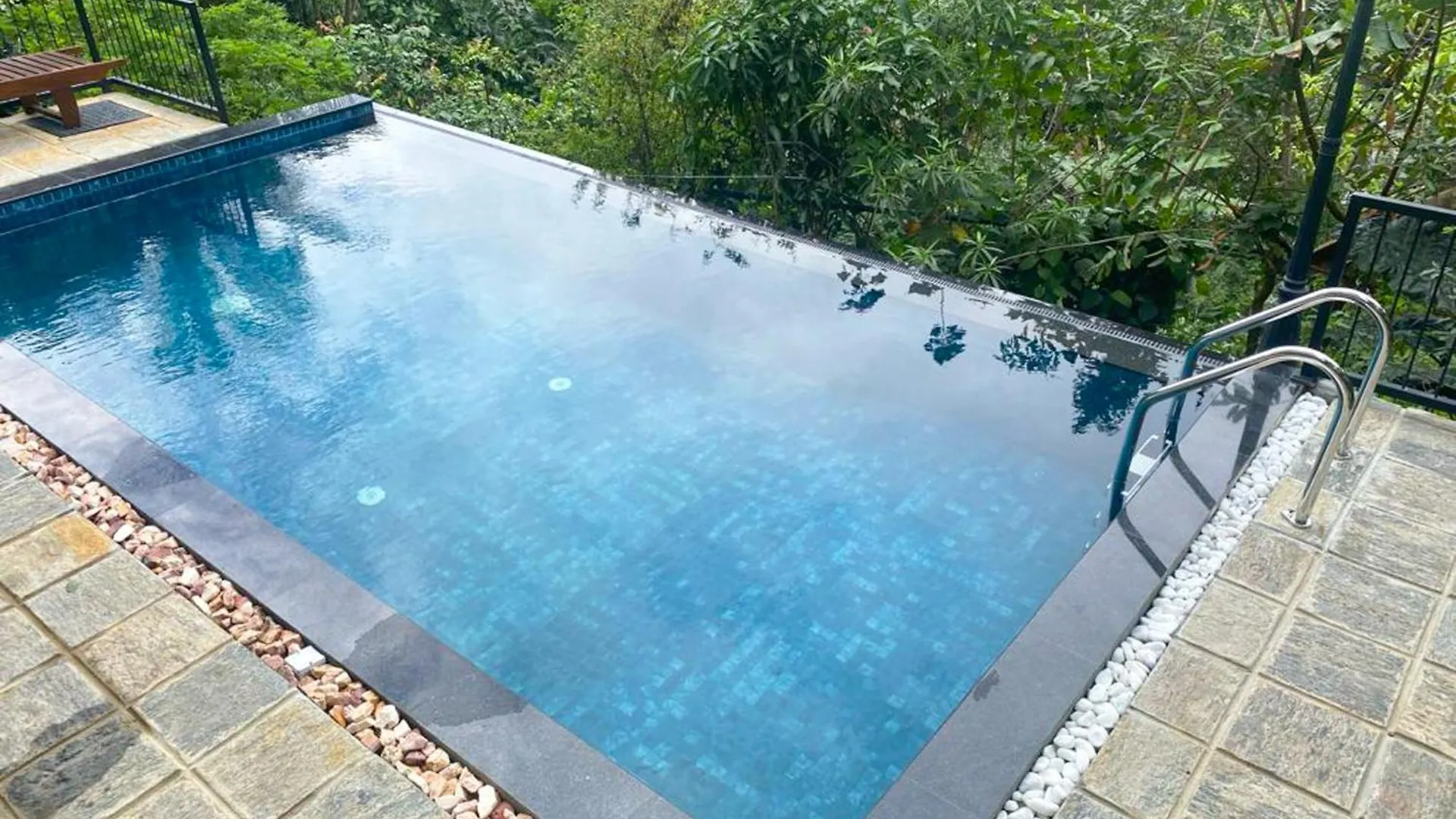 Amandara Hills Kandy Lodge